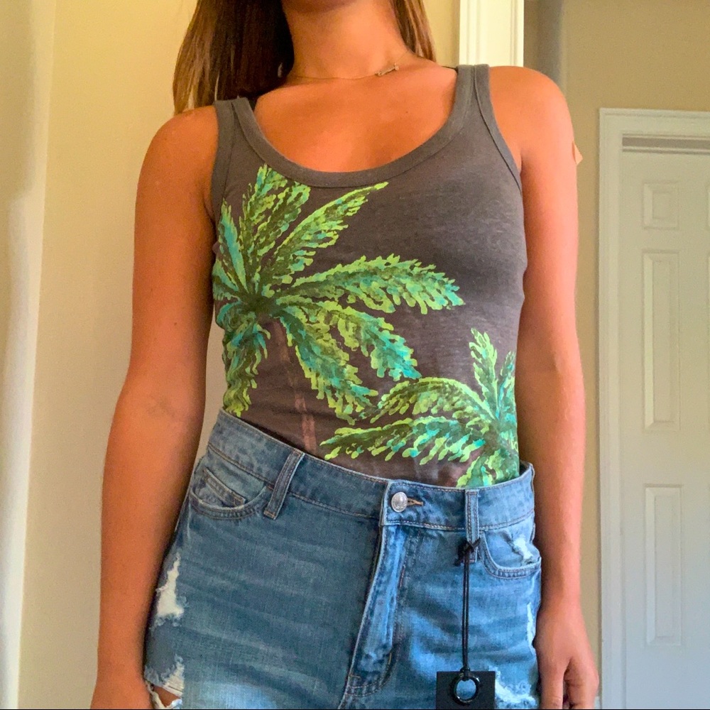 CHASER Palm Tree Tank